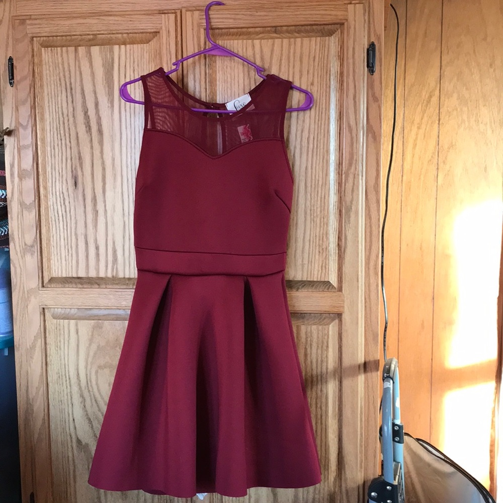 NWT Semi Formal Wear Dress